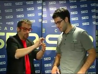 Cadena Ser - Alfonso V- Mago Madrid - Magia con gomas