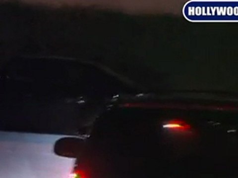 Nelly and Friends Leave Roosevelt Hotel