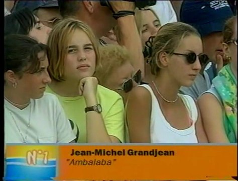 Jean Michel Grandjean chante Ambalaba pour France3 à Aix les bains au lac du Bourget