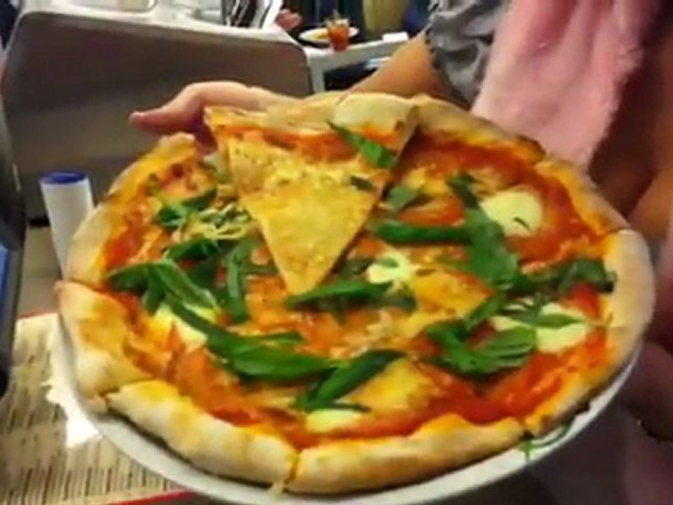 Antonia aus Tirol & Dolly Buster in Frankfurt bei Dolly´s Restaurant Eröffnung