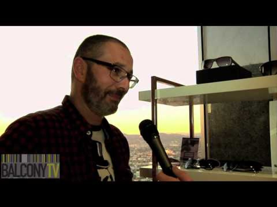 GRAMMYS 2011 - SPECTACLES FOR HUMANS (BalconyTV)