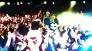 Deadmau5 at Grammy Awards 2012 [First Video]