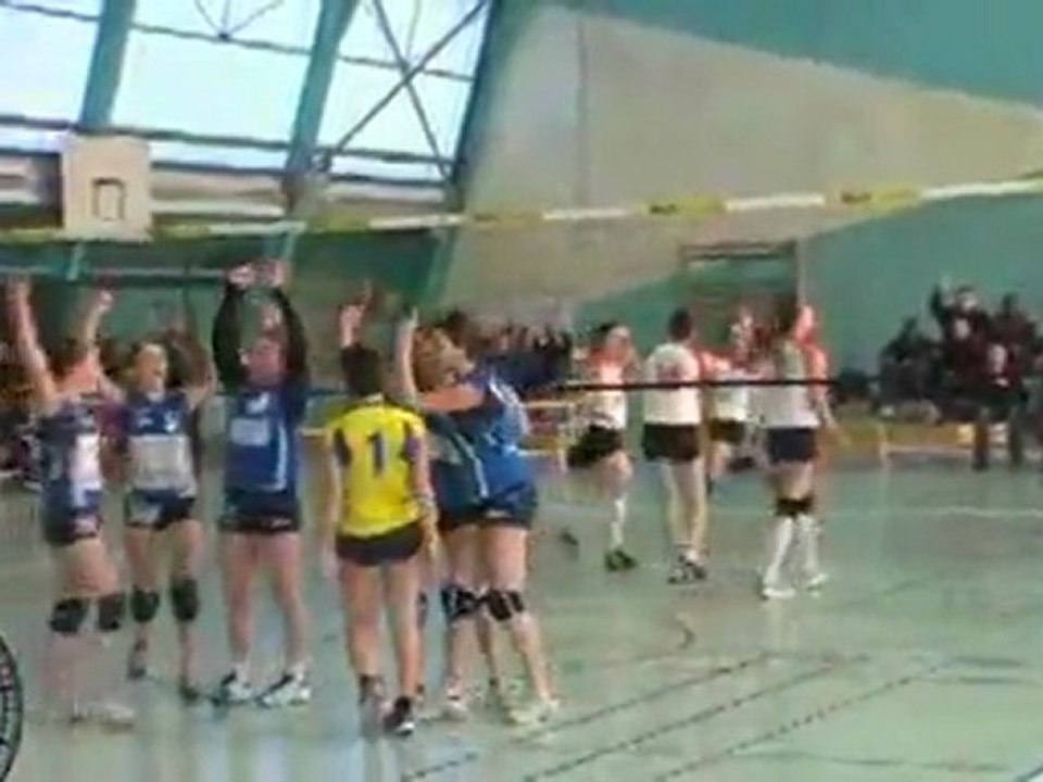 Volley N3F : La Roche Sur Yon - Fleury (3 sets à 1)