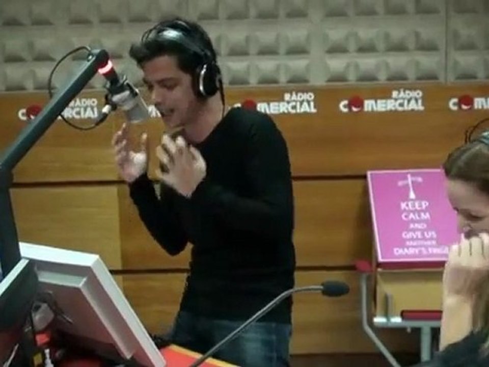 A Saliva (fon-fon-fooooon)-Vasco Palmeirim, música do Dia dos Namorados