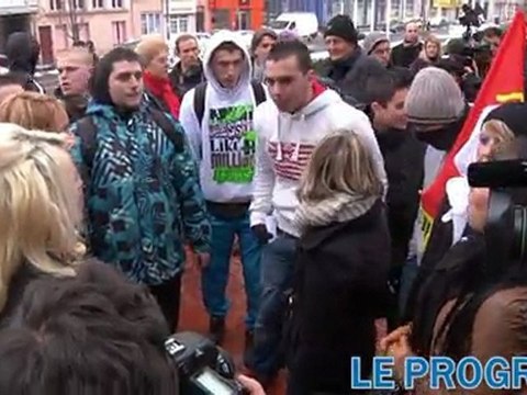 Hollande, en campagne à Saint-Etienne