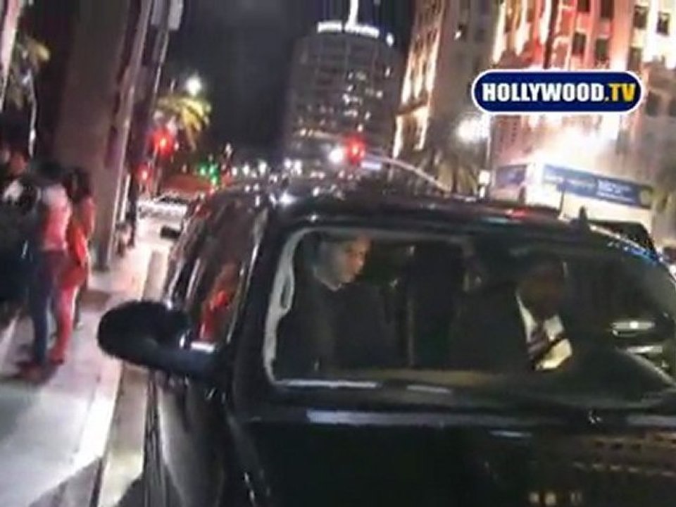 Drake Leaves Katsuya Restaurant