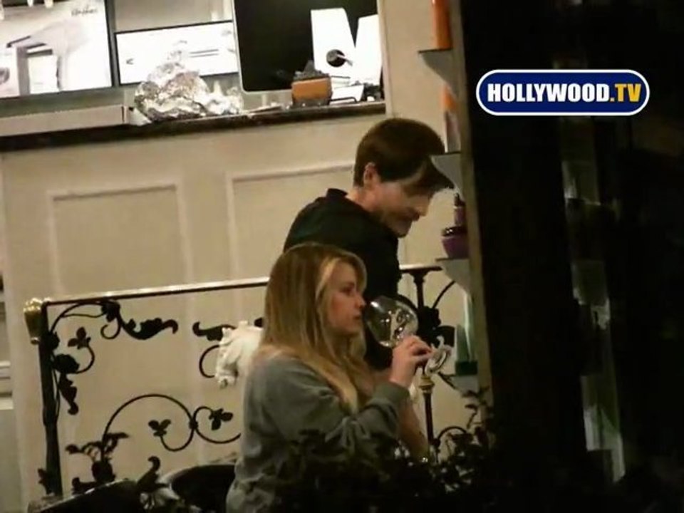 EXCLUSIVE: Jessica Simpson Gets Her Hair Cut at Ken Paves Salon