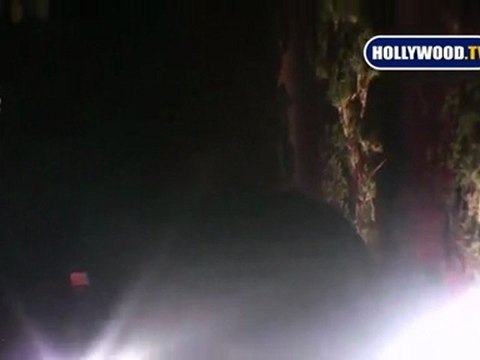 Gerard Butler Leaves Nobu Restaurant