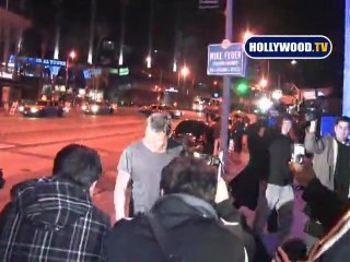 Sam Worthington Becomes A Paparazzo
