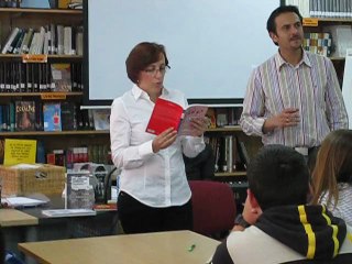 Lara Cantizani en el IES Mariano Baquero (inglés)