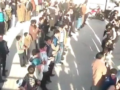 فري برس ريف حلب إبين مظاهرة نصرة لحمص و تحية لكتيبة قذائف الحق 13 2 2012 ج1