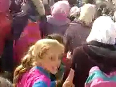 فري برس ادلب كللي مظاهرة طلابية 14 2 2012