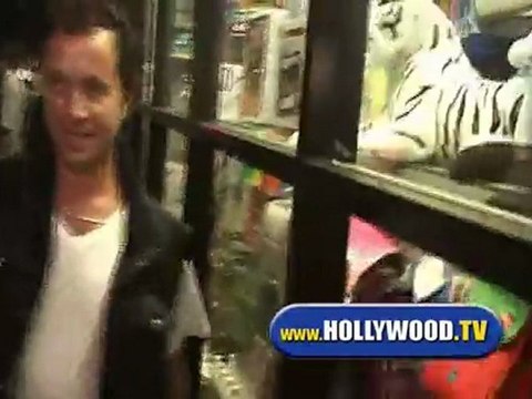 Pauly Shore leaving Club Opera