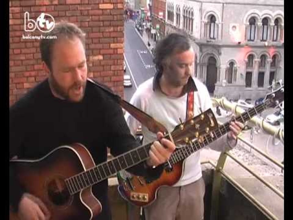 HOOVERS AND SLEDGEHAMMERS (BalconyTV)