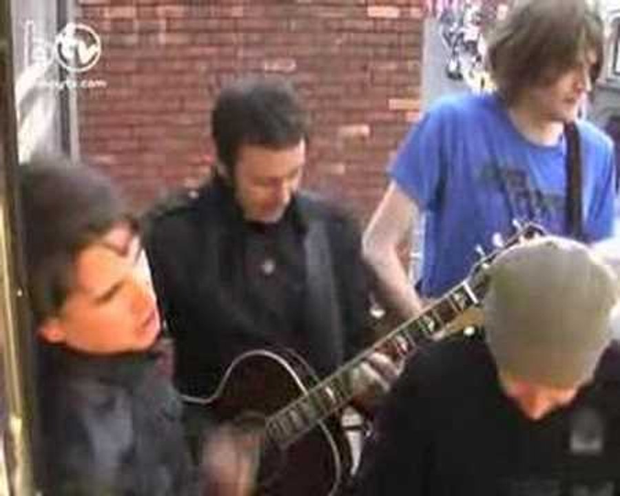 ROYSEVEN (BalconyTV)