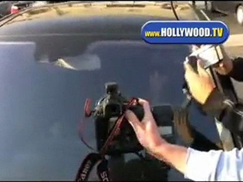 Ashlee Simpson & Pete Wentz Exit Chin Chin Restaurant