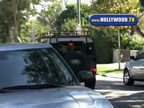 EXCLUSIVE: John Mayer Leaving His House