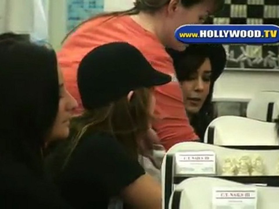 Miley Cyrus getting nails done in LA