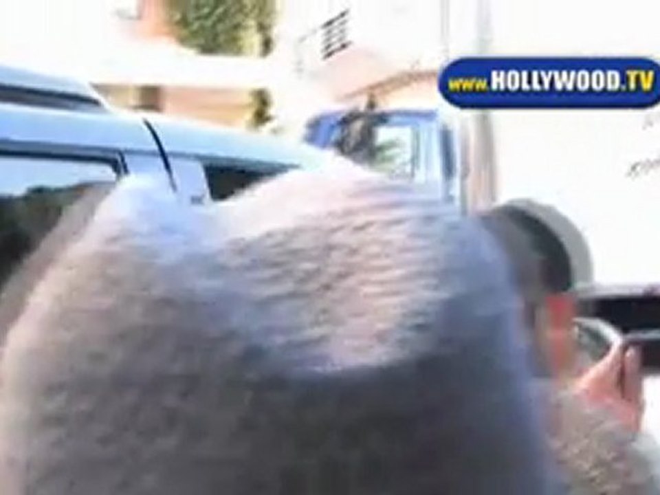 Lindsay Lohan Exits Ivy Restaurant and Hits Chanel