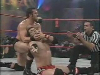 Austin Aries vs Roderick Strong