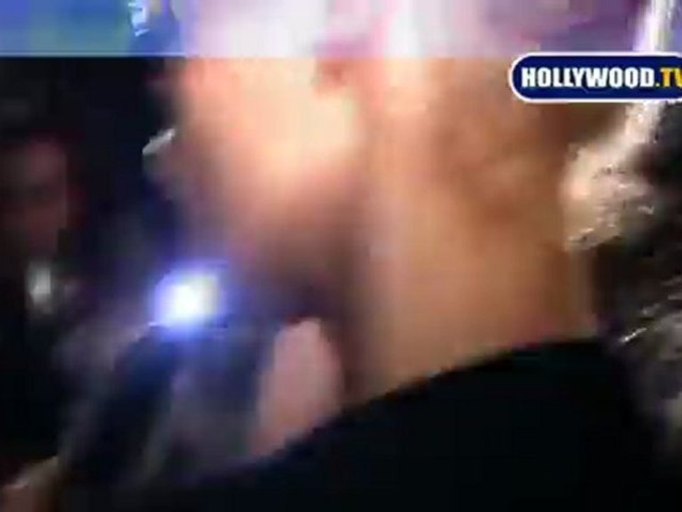 Paris Hilton leaves Portofino Tanning Spa