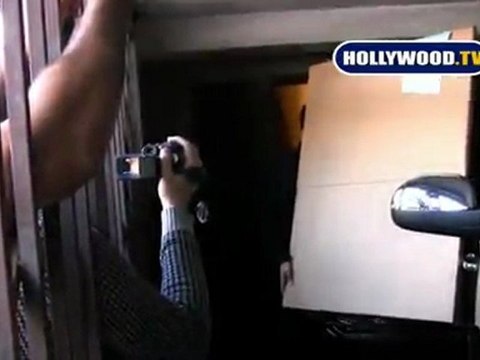 First Sighting Of Lindsay Lohan Since Arrest Warrant