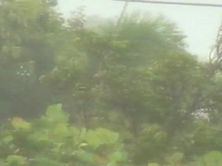 Tropical storm Irene increases strength in Anguilla, August 2011 video 1