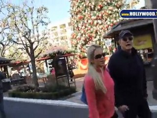 Lee Majors holiday shopping at the Grove