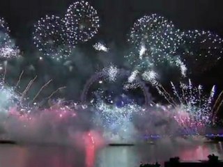 AMAZING BIG BEN LONDON LIVE FIREWORKS 2012 FULL HD