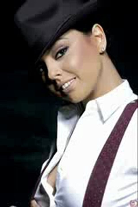 Ebru GÜNDEŞ   "TUT ARTIK ELLERİMDEN "