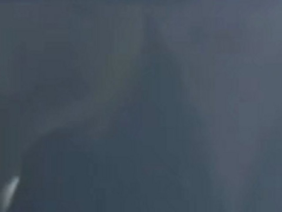 EXCLUSIVE: Amy Smart Spotted In Beverly Hills