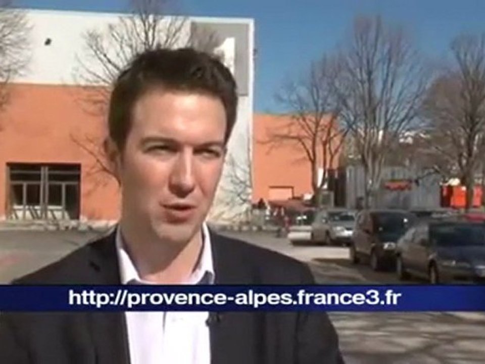 Guillaume Peltier Secrétaire UMP et le meeting du candidat S