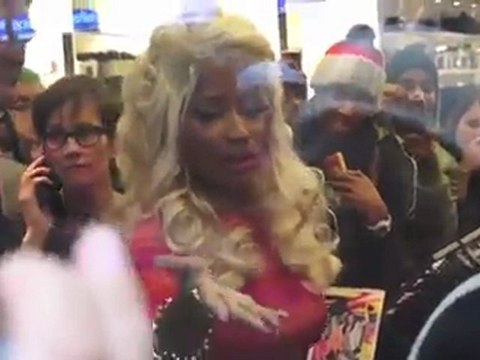 Nicki Minaj, Ricky Martin Promote MAC