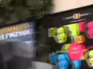 Denise Richards Hounded At The Grove