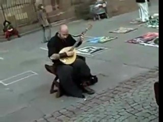 Homeless Singer Has Amazing Voice