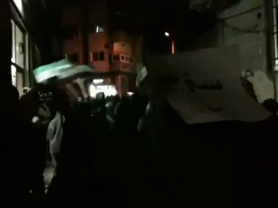 فري برس   مسائية يوم الأربعاء دمشق جوبر 15 2 2012 ج2