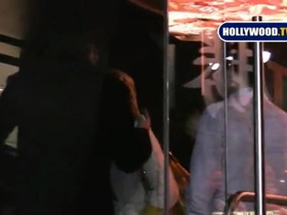 EXCLUSIVE: Katherine Heigl Wears Her Glasses to Katsuya