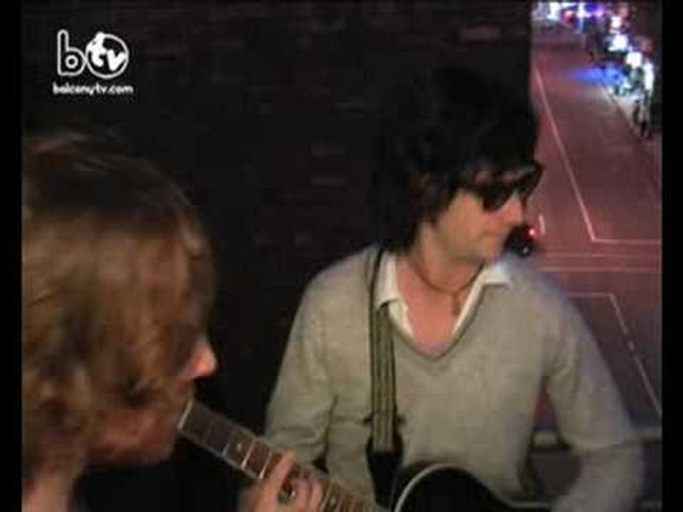 PEAKIN TRIPPERS (BalconyTV)