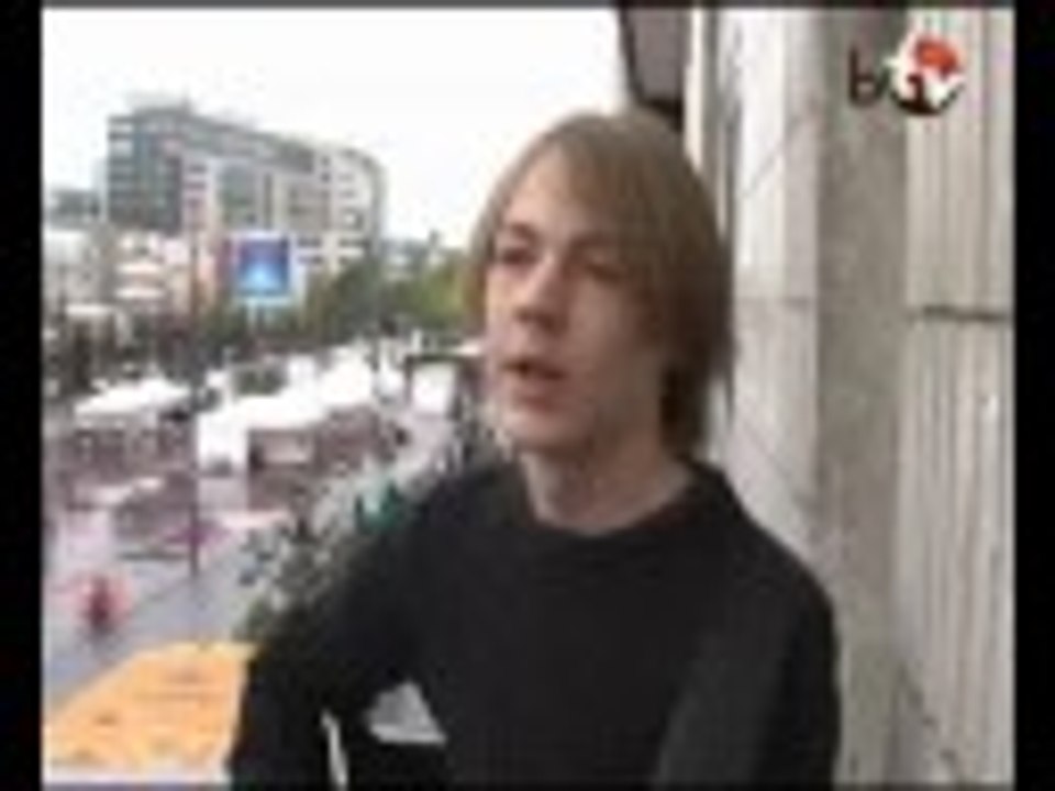 GUILTY GUITARS (BalconyTV)