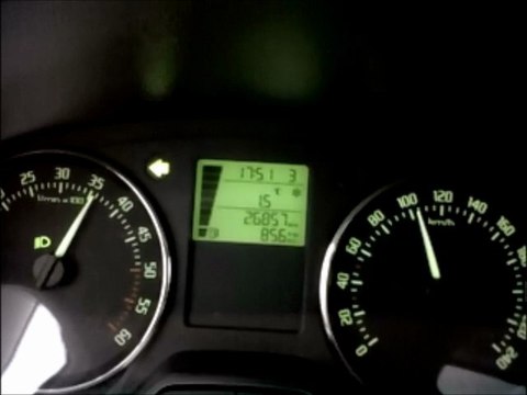 Accel Skoda Fabia 1.6 TDI 70CH 30Km/h ~ 130km/h