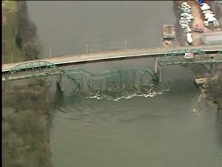 WGN Morning News Bridge Fail