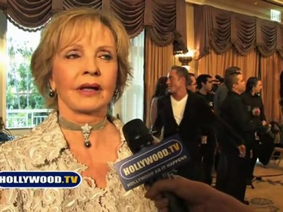 Florence Henderson Weighs in On The Octo Mom