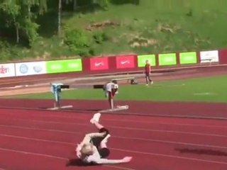 Blonde and invisible obstacle!