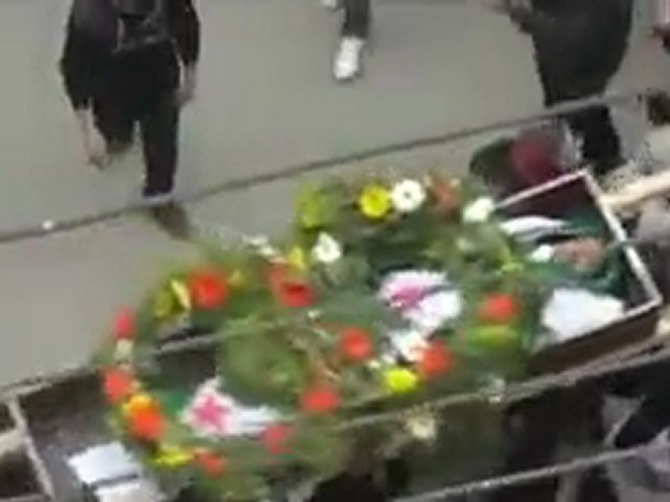 فري برس   دوما  تشييع الشهيد المجند عمر عريضة 14 2 2012 ج2