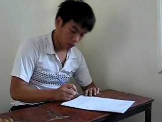 Đối tượng dùng dao chém bị thương CSHS ký nhận biên bản ghi lời khai