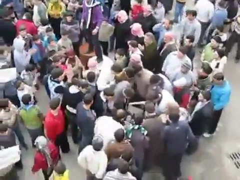 فري برس حماة شارع التوحيد جمعه روسيا تقتل أطفالنا 10 2 2012