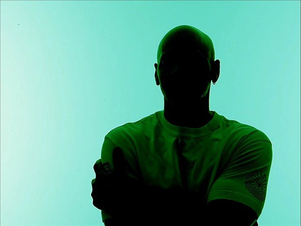 DJ Nature : Neighbourood Novelty (Kynetic Monkeys Nakedness Edit)