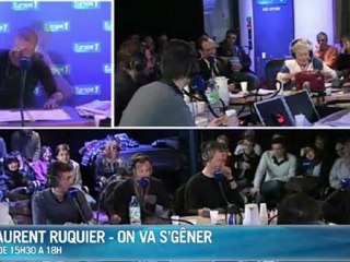 Claude Sarraute entend des voix !