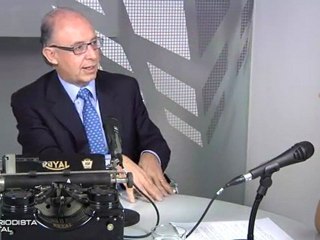 Montoro: "Cuando llegamos al Gobierno en los 90 no nos comimos crudos a los niños"