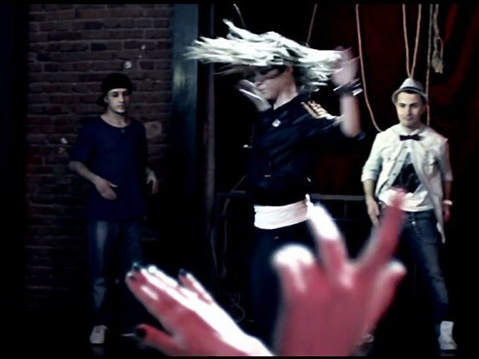 Residence Deejays feat Frissco - ECHO (Official HD Video)